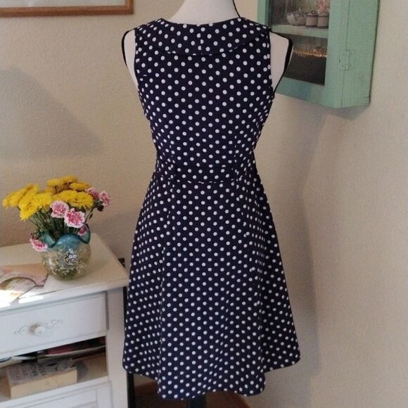 Mlle Gabrielle Polka Dot Cotton Dress. - Picture 6 of 10